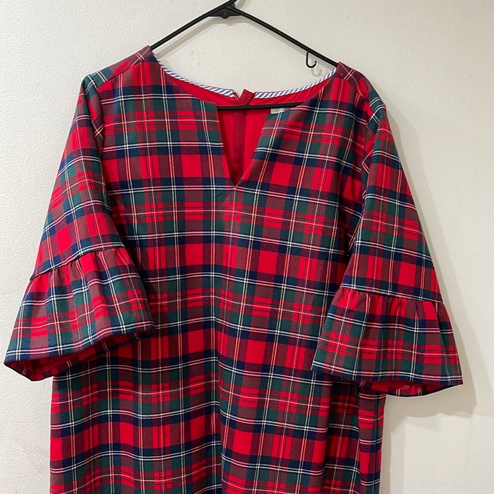 Vineyard vines Christmas dress